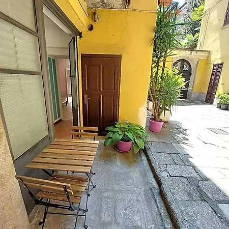 Lago, Colori Ed Energia Tiffany Maggiore Apartment *